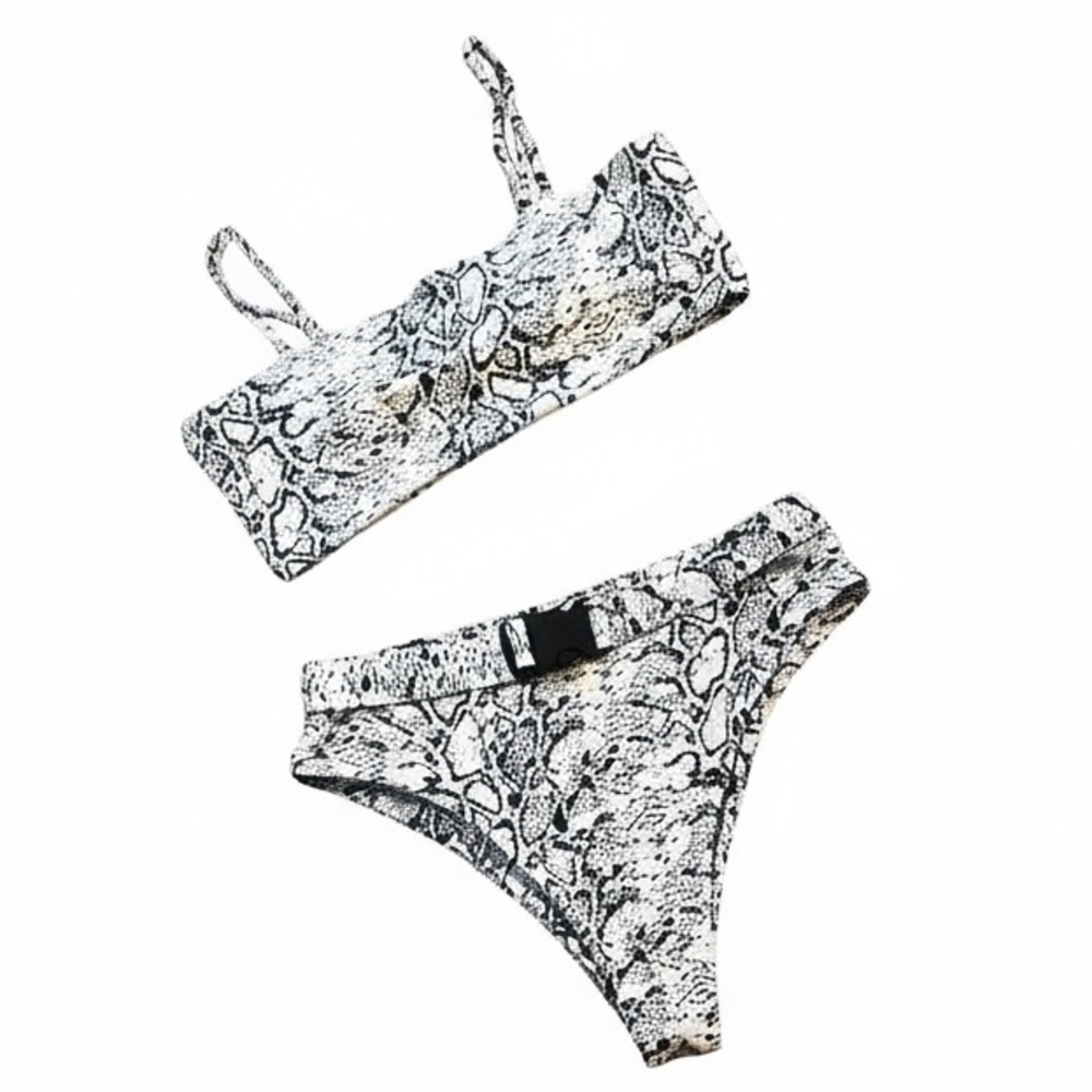 2X 🥂H P🥂 NWOT Zaful Snake Print Bikini Set - White & Blue